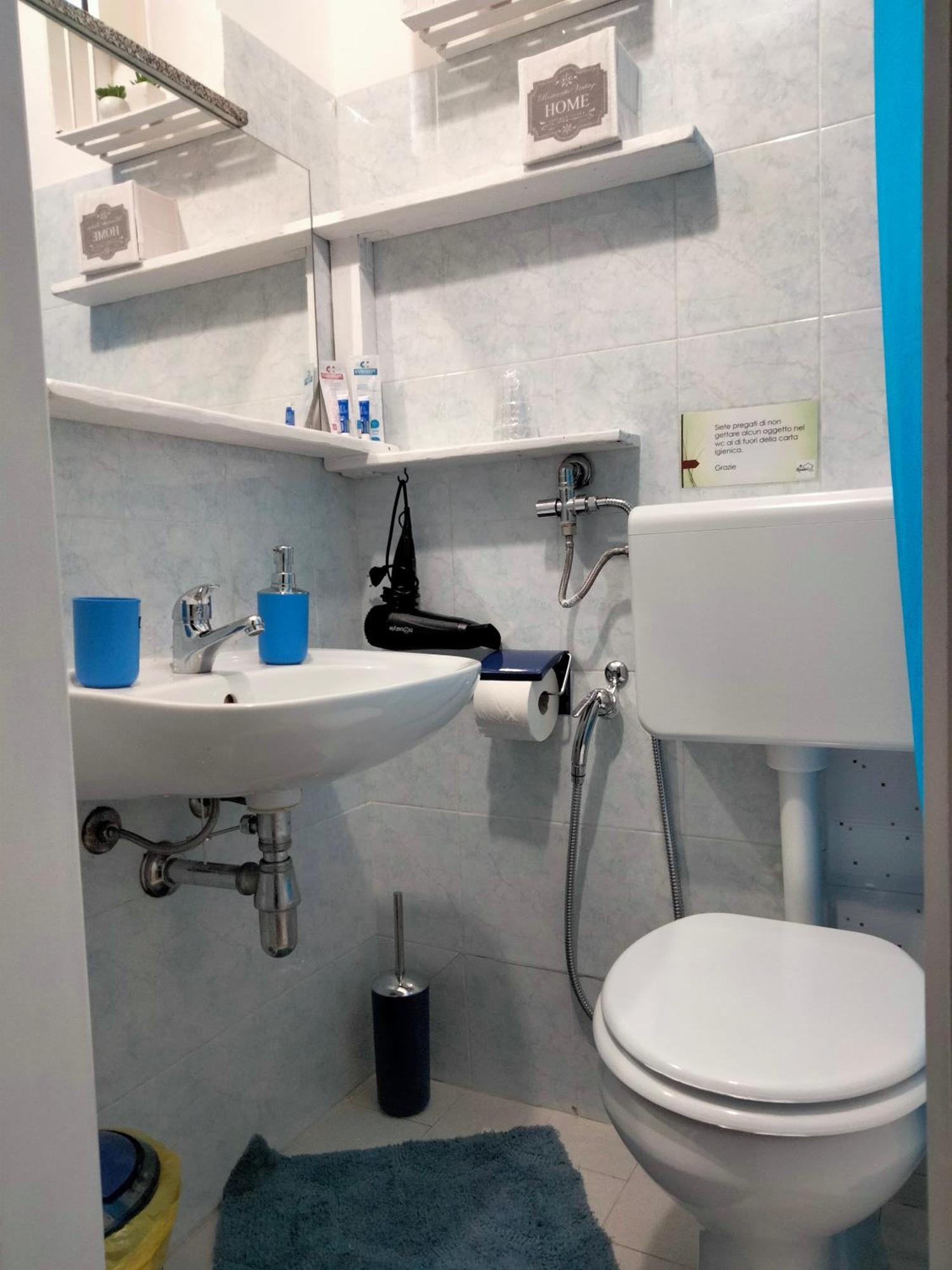 לינה וארוחת בוקר Al Quindici שילה חדר תמונה